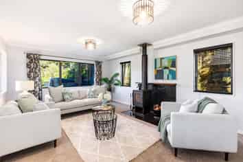 21 McEwen Crescent, Riverstone Terraces
