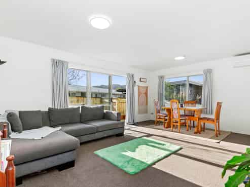 8 Hastings Grove, Wainuiomata