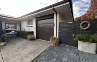 2/46 Thornycroft St, Fendalton