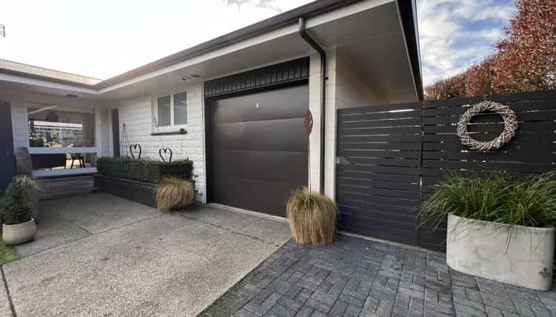 2/46 Thornycroft St, Fendalton