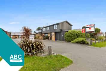 Admiral Court Motel — Leasehold Motel Opportunity