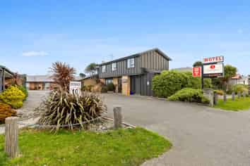 Admiral Court Motel — Leasehold Motel Opportunity