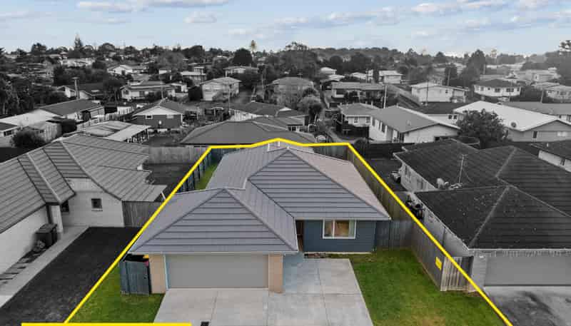 13 Captain Mitchell Road, Opaheke