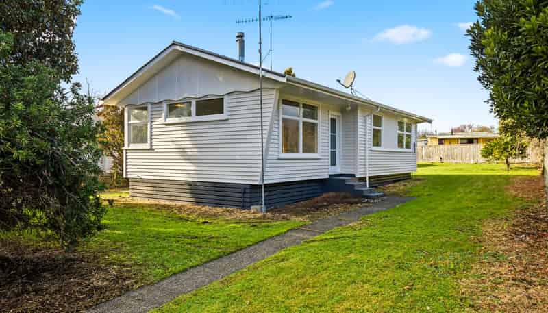 108 Te Rangitautahanga Road, Turangi