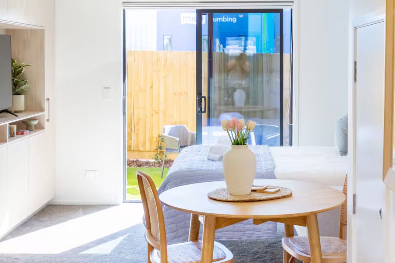 Fully Furnished Dual-Key Investment - Bild 6