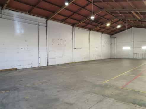 Warehouse and Yard – Cheap Rates