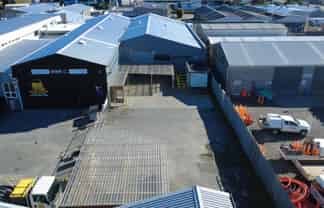 Warehouse and Yard – Cheap Rates