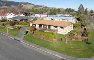 1 Back Street, Tapanui