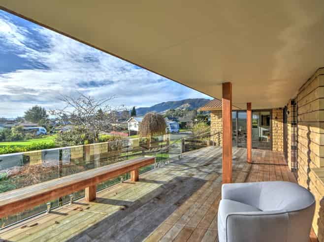 1 Back Street, Tapanui