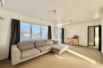 4/57 Athens Road, Onehunga