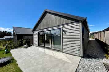 13 Mount Burke St, Wanaka