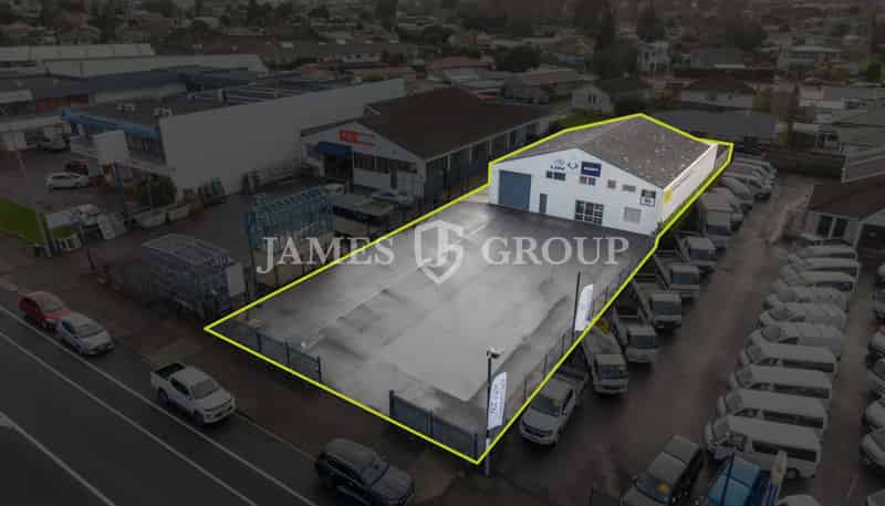 184 Great South Road, Takanini