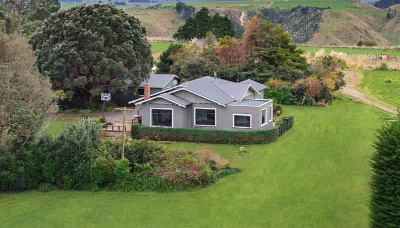 2505 State Highway 3, Waitotara