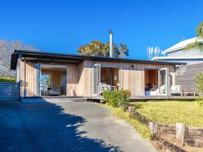 35 Hauraki Road, Oneroa