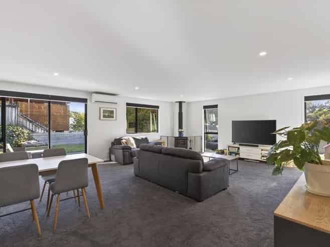 36 Roto Street, Hurdon
