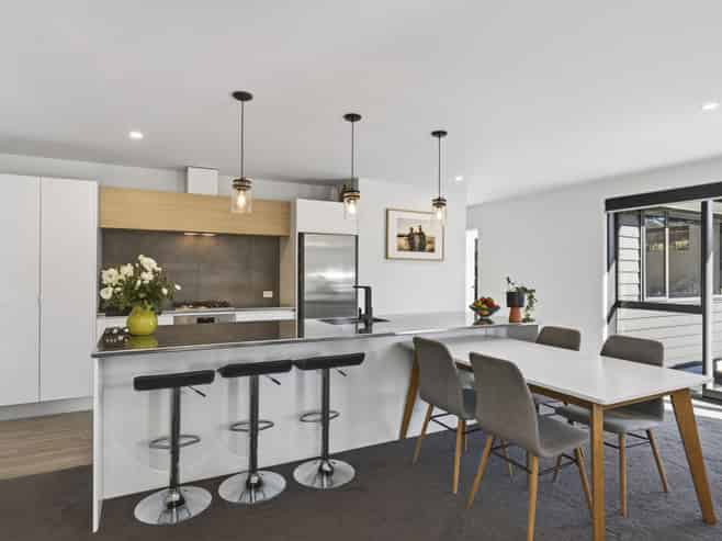 36 Roto Street, Hurdon