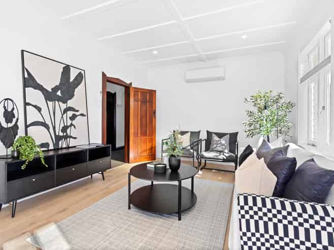 5 Kent Road, Regent