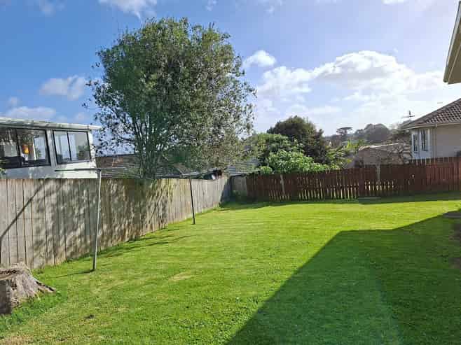 4 Kopu Place, Clendon Park