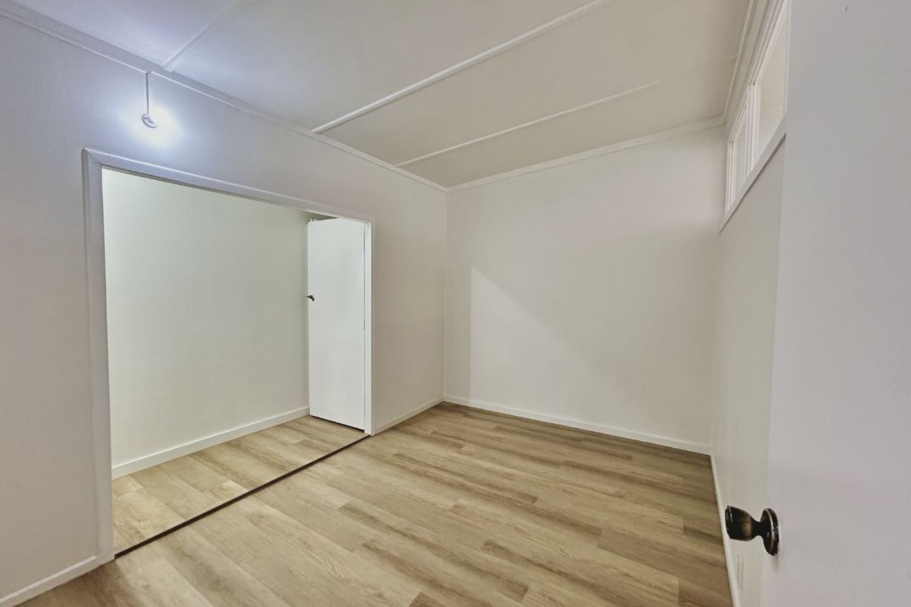 Prime location plus affordable rent! – další