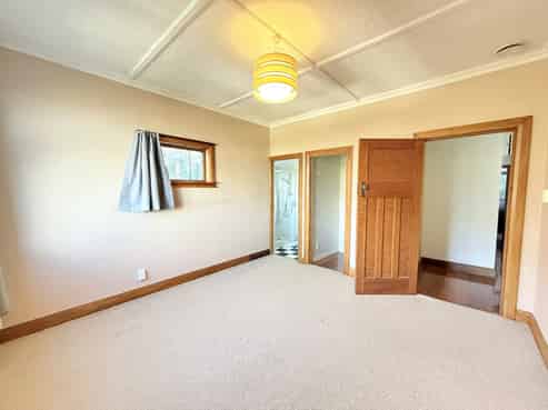 121 Barnard Street, Wadestown