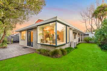 2/11 Moana Street, Somerfield