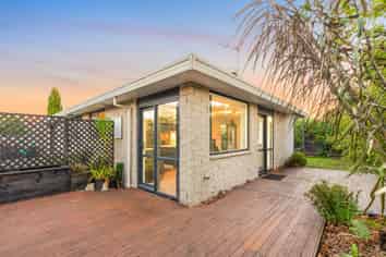 2/11 Moana Street, Somerfield