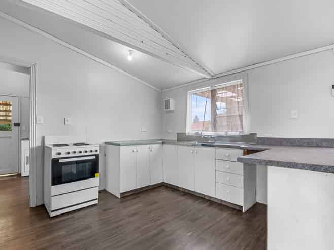 B/189 Clayton Road, Western Heights