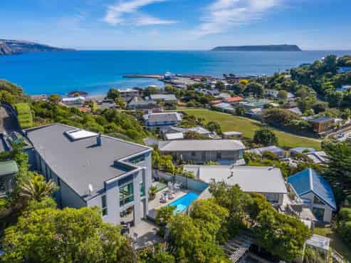 32 Roys Road, Plimmerton