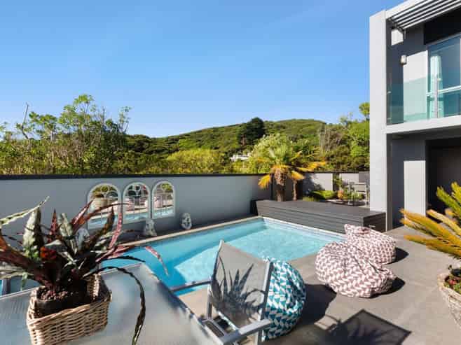 32 Roys Road, Plimmerton
