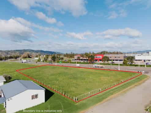 High-exposure industrial landholding
