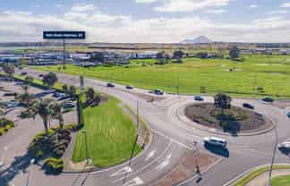 High-exposure industrial landholding