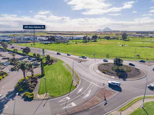High-exposure industrial landholding