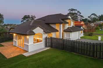 18 Lorikeet Place, Unsworth Heights