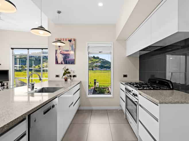 12 Flers Place, Taradale