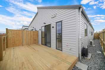 10 Kaapehu Street, Karaka