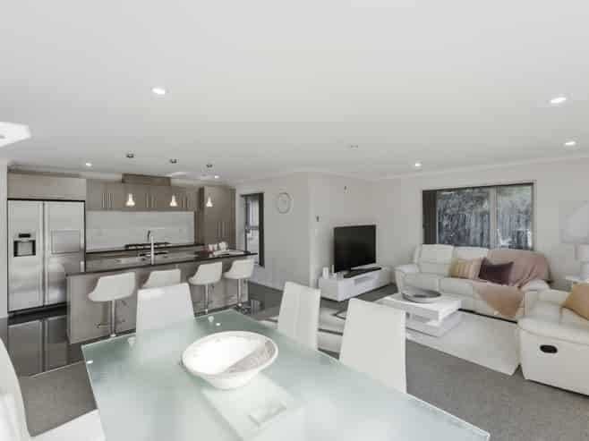 16D Cyrus Street, Whalers Gate