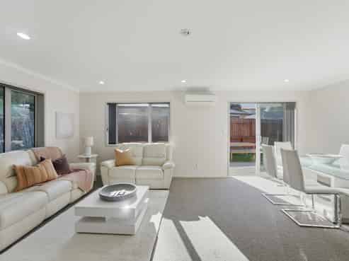 16D Cyrus Street, Whalers Gate
