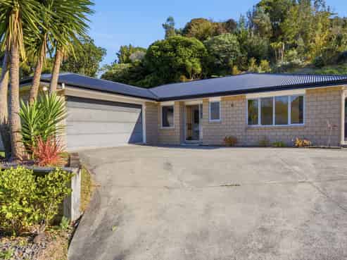 16D Cyrus Street, Whalers Gate