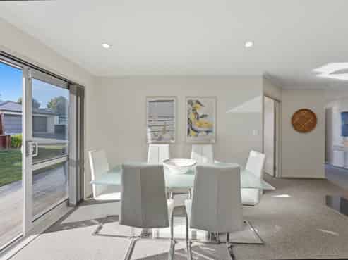 16D Cyrus Street, Whalers Gate