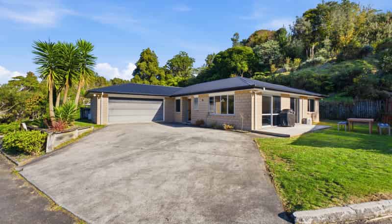 16D Cyrus Street, Whalers Gate