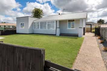 Manawatu / Whanganui - Address withheld
