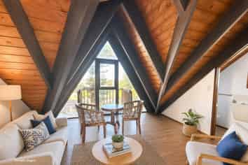 Beachfront Commercial Accommodation Opportunity