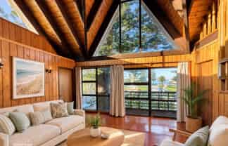 Beachfront Commercial Accommodation Opportunity