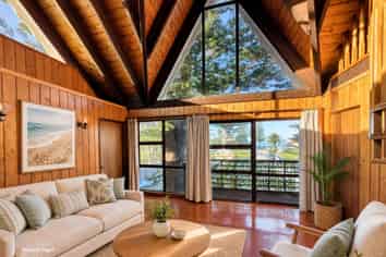Beachfront Commercial Accommodation Opportunity