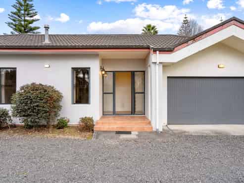 1 Governors Heights, Whangamata