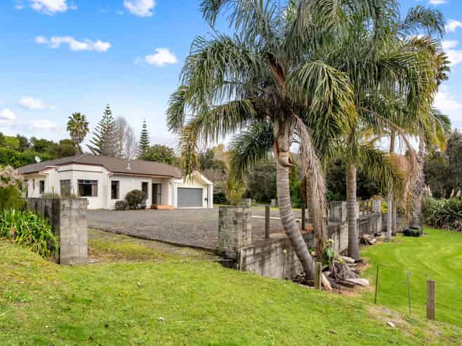 1 Governors Heights, Whangamata