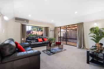 433 Memorial Avenue, Burnside