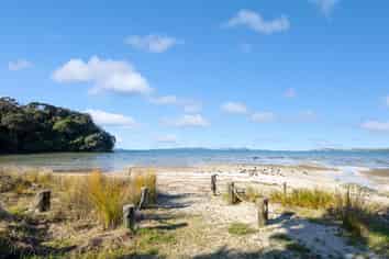 15 Boathouse Bay Lane, Snells Beach