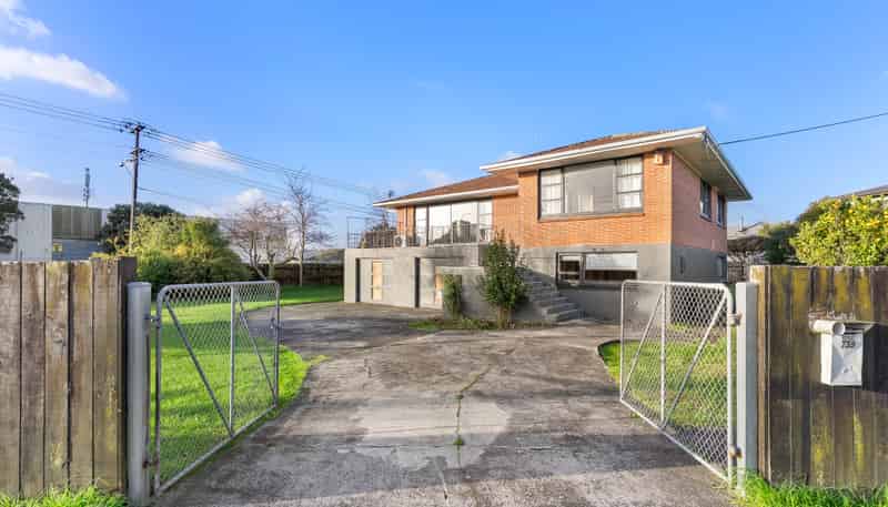 739 Te Atatu Road, Te Atatu Peninsula