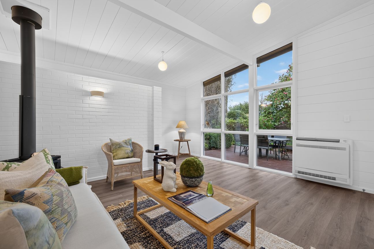 Unexpectedly Available - School Zone Trifecta - Ansicht 4